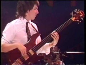 Alien Chase on Arabian Desert – Al DiMeola