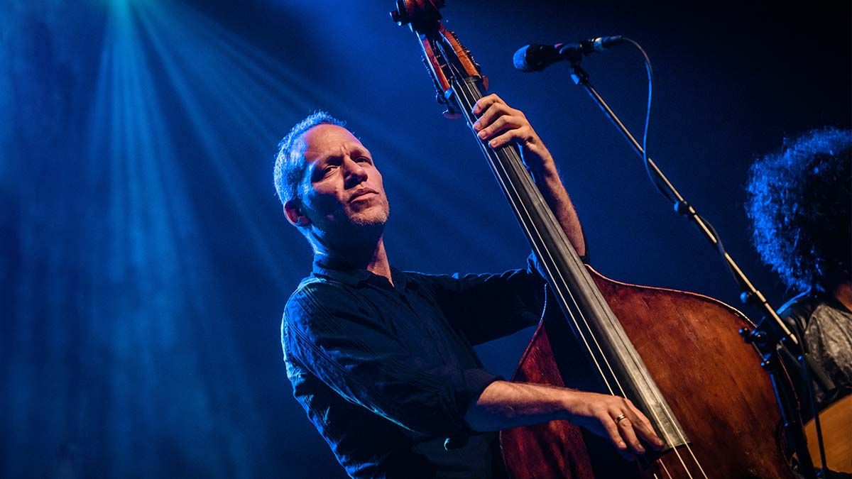 Remembering – Avishai Cohen